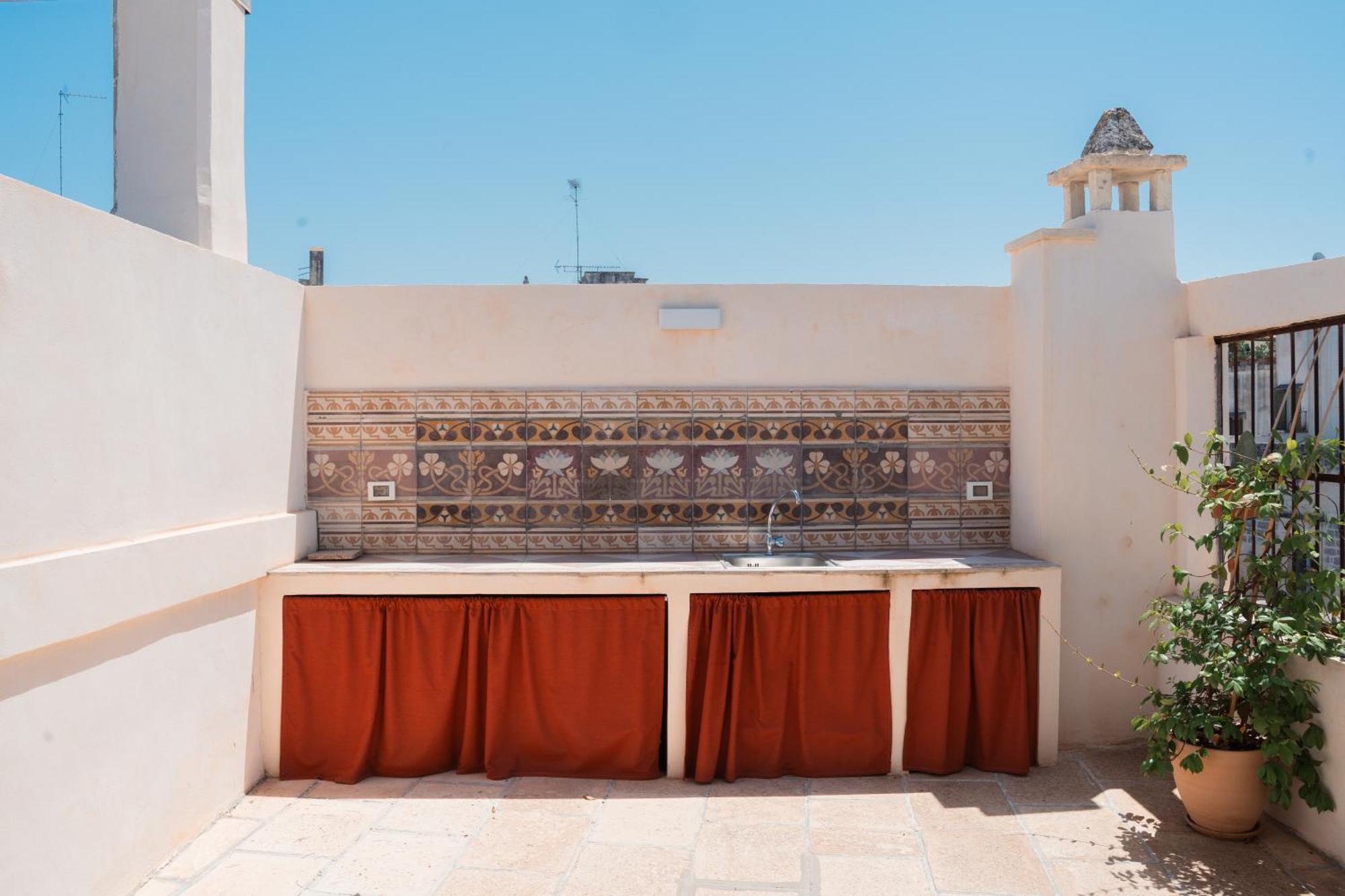 Lotus Apartment & Rooftop By Residence Colibri Lecce Exterior foto